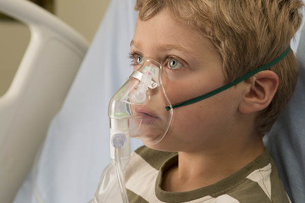 Respi-Check™, paediatric, breathing indicator high concentration oxygen mask with nose clip and  tube, 2.1m