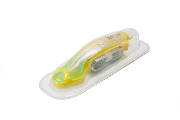 i-gel®O₂ Resus Pack, small adult – includes a size 3 i-gel O2 with yellow hook ring, sachet of lubricant, airway support strap and a 12FG suction tube, 30-60kg